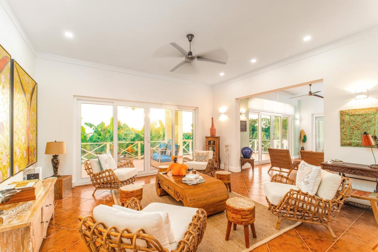 Blue Roatan Resort West Bay Exterior photo